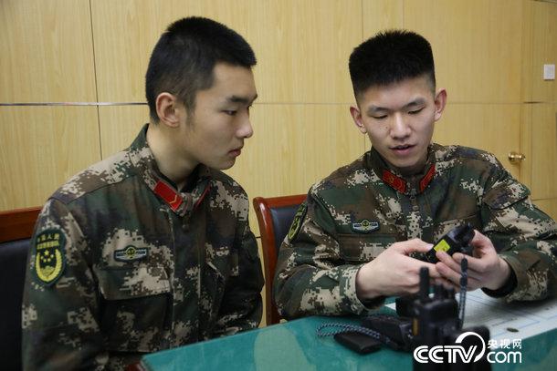 國防軍事頻道大家談，深度探討軍事話題，共筑國防強國夢，國防軍事頻道深度探討，共筑國防強國夢，軍事話題大家談