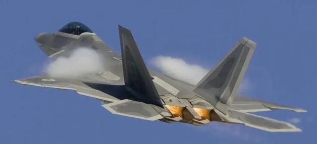 幾架殲-8換一架F-22，中國(guó)空軍現(xiàn)代化轉(zhuǎn)型的深度解析，中國(guó)空軍現(xiàn)代化轉(zhuǎn)型，殲-8換F-22的深度解析