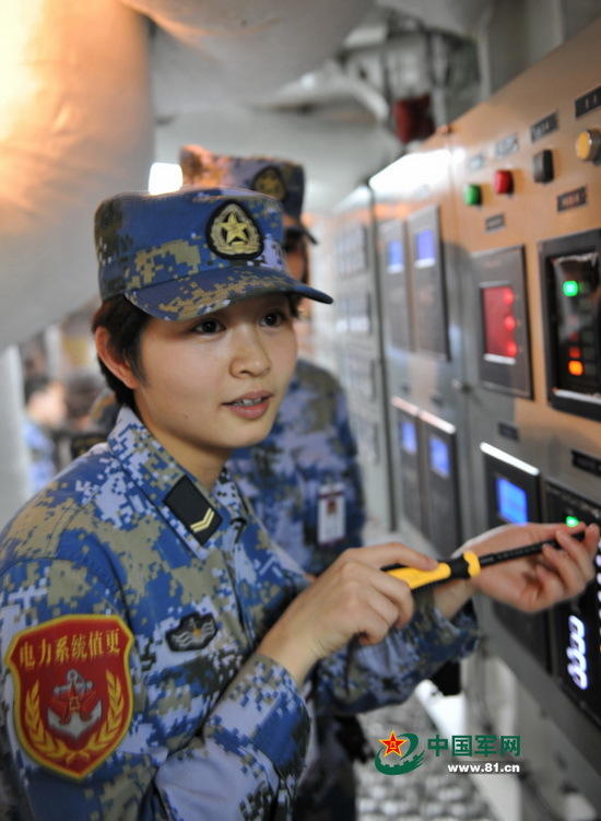 遼寧艦上的女兵角色與職責(zé)解析，遼寧艦上的女兵角色與職責(zé)探討