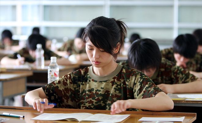 研究生畢業(yè)后如何報名加入部隊，一步步指引，研究生畢業(yè)后報名加入部隊的全步驟指引
