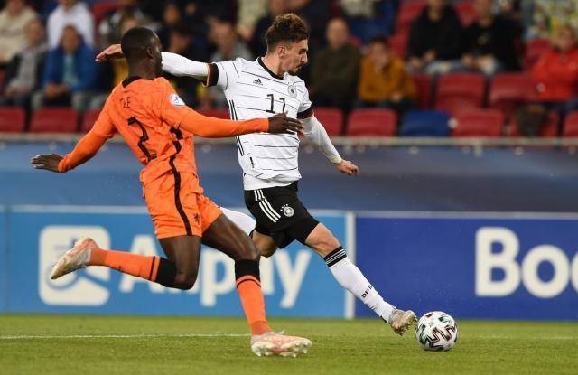 四個(gè)像論壇精選六肖6碼，揭秘精準(zhǔn)預(yù)測的秘密，揭秘精準(zhǔn)預(yù)測的秘密，論壇精選四像六肖6碼解析