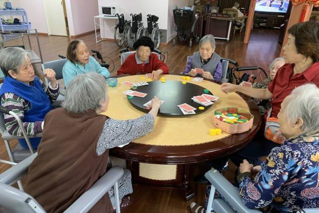 澳大利亞華人打工現(xiàn)狀深度解析，澳大利亞華人打工現(xiàn)狀深度探討