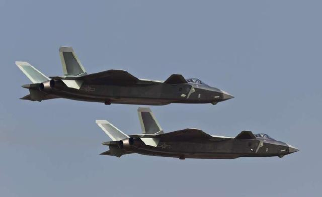 殲-20飛行速度，揭秘中國(guó)新一代隱身戰(zhàn)斗機(jī)的速度與性能，揭秘殲-20隱身戰(zhàn)斗機(jī)的速度與性能，中國(guó)新一代戰(zhàn)斗機(jī)的飛行速度探索