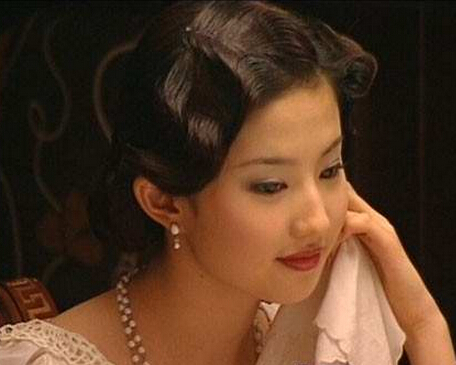 揭秘劉亦菲421事件，真相究竟如何？，劉亦菲421事件真相揭秘