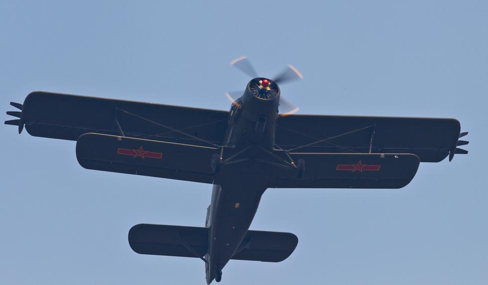 運(yùn)-5運(yùn)輸機(jī)的優(yōu)勢及其在航空領(lǐng)域的重要性，運(yùn)-5運(yùn)輸機(jī)的優(yōu)勢及其在航空領(lǐng)域的核心地位