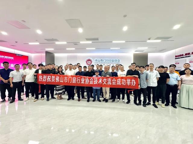 奧門王中王一肖一特一中，揭秘背后的秘密，揭秘澳門王中王背后的秘密，生肖與特碼真相探索