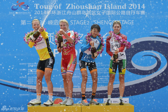 澳門(mén)六給彩開(kāi)獎(jiǎng)現(xiàn)場(chǎng)結(jié)果，揭秘彩票背后的秘密，澳門(mén)六給彩開(kāi)獎(jiǎng)現(xiàn)場(chǎng)結(jié)果揭秘，彩票背后的秘密大揭秘