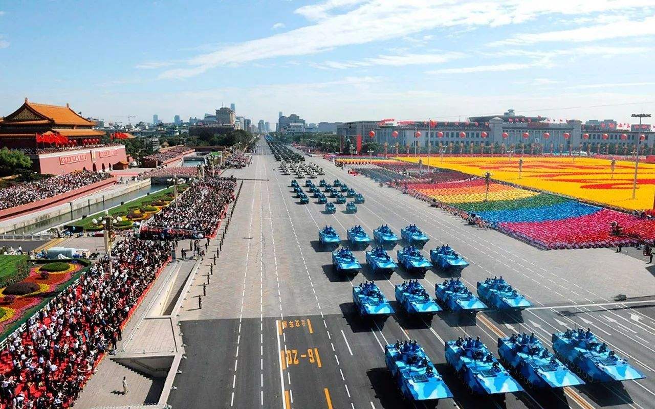國慶閱兵，傳統(tǒng)與榮耀的展示，多少年舉辦一次？，國慶閱兵，傳統(tǒng)與榮耀的盛典——閱兵儀式舉辦周期揭秘