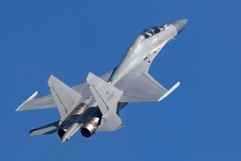 殲16戰(zhàn)斗機