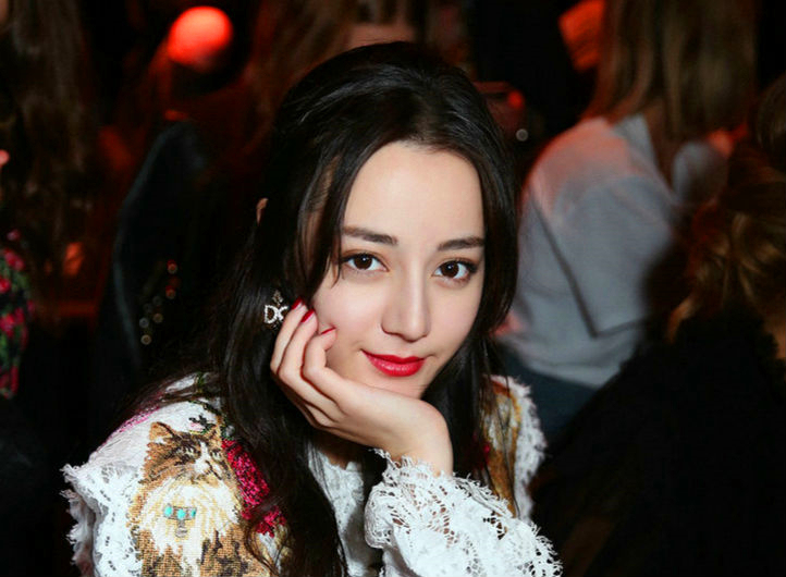 迪麗熱巴AI換臉事件深度解析，迪麗熱巴AI換臉事件深度探討