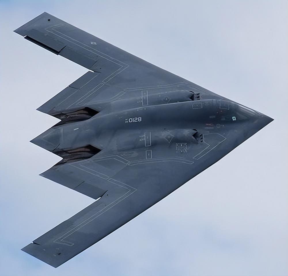 中國轟-20試飛成功，揭示戰(zhàn)略威懾力量的嶄新篇章，中國轟-20試飛成功，開啟戰(zhàn)略威懾力量新篇章