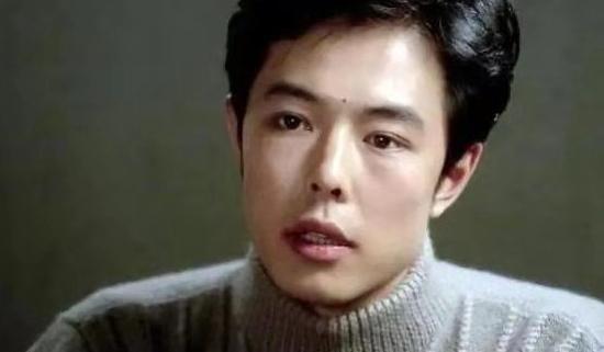 張鐵林個人資料簡介，國籍與傳奇人生，張鐵林國籍與傳奇人生簡介