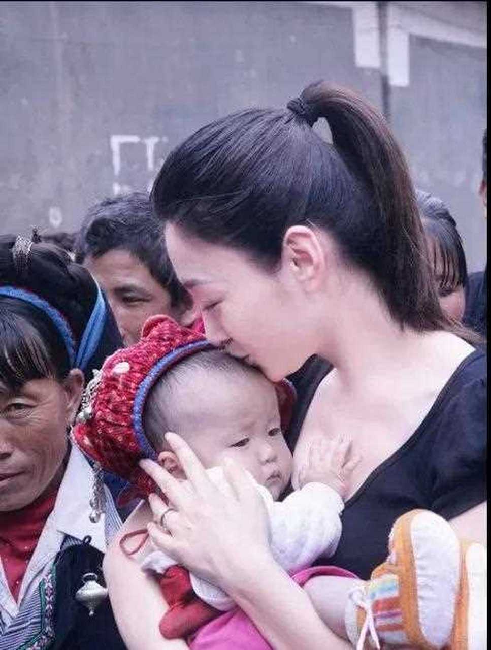 關(guān)于李小冉是否生寶寶的熱議與探討，李小冉是否生育寶寶的熱議與討論