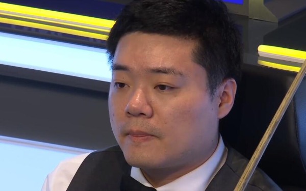 斯諾克賽場上的璀璨明星——正在直播的丁俊暉，斯諾克賽場上的璀璨明星，丁俊暉直播實況報道