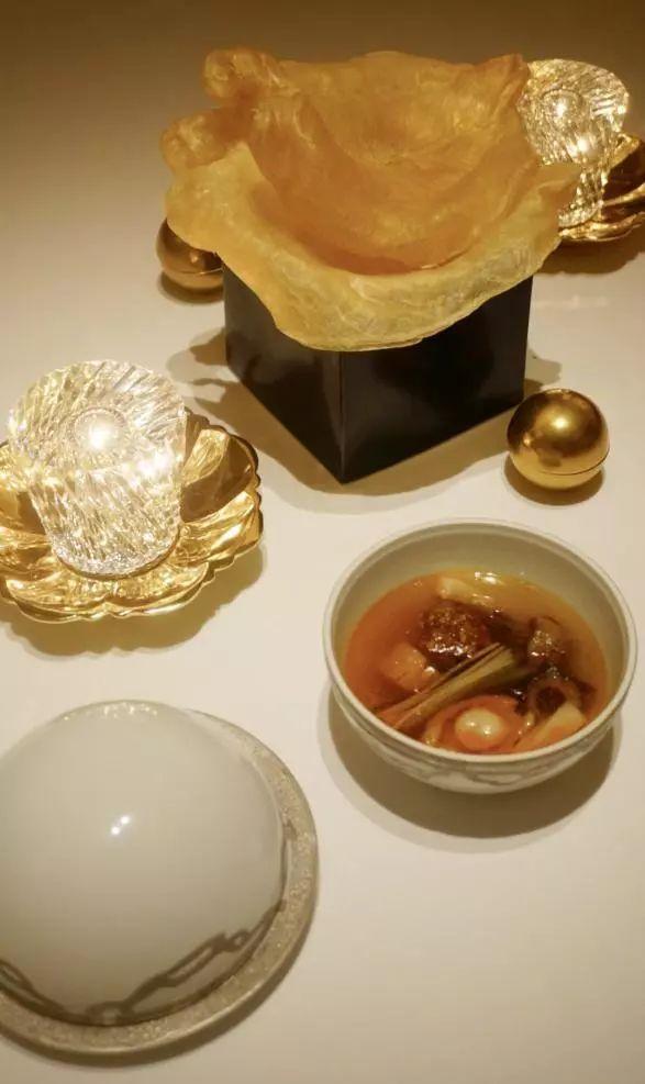 今晚澳門六開獎結(jié)果及彩票背后的故事，澳門六開獎結(jié)果揭曉，彩票背后的故事引人關(guān)注