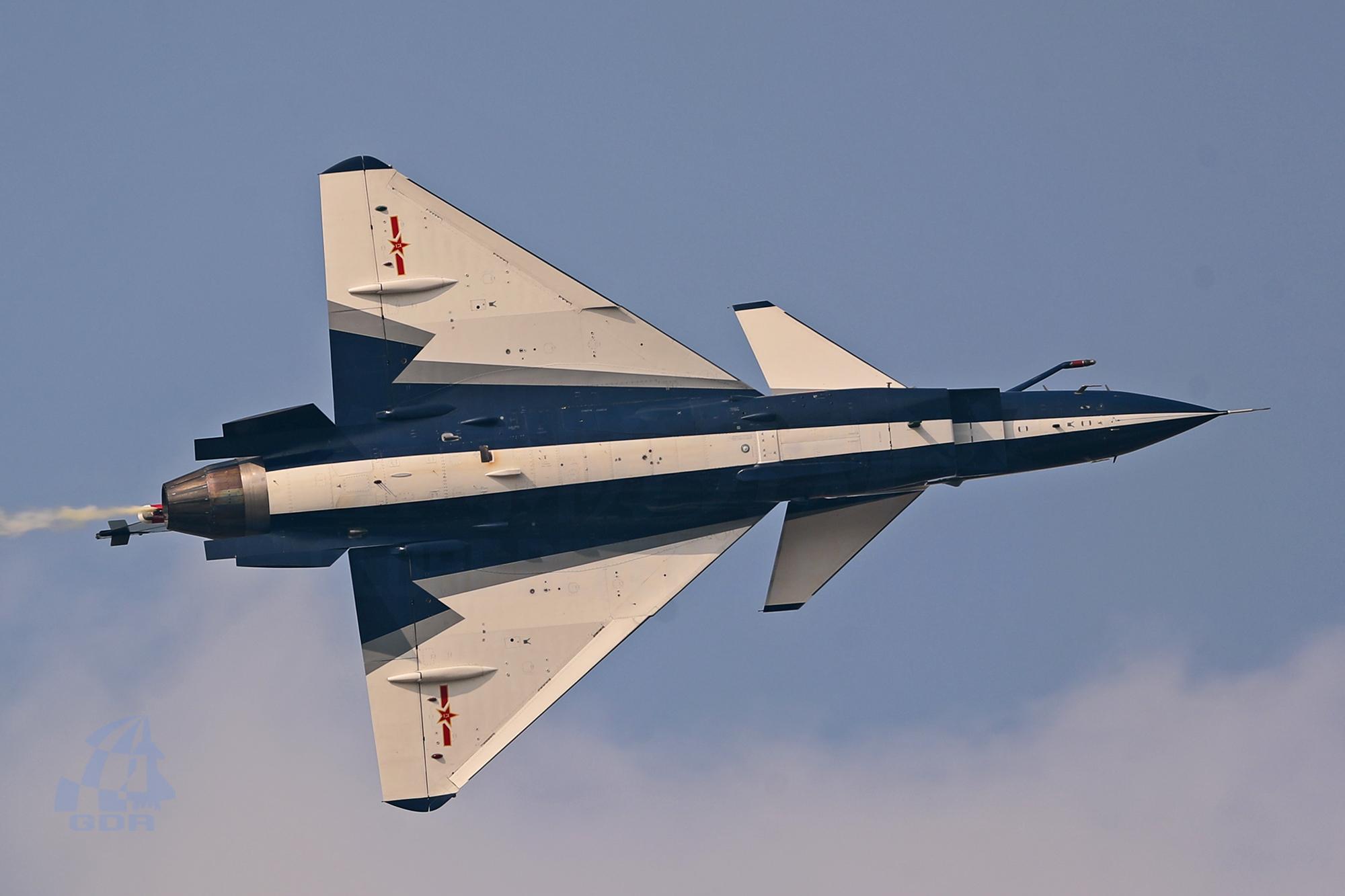 中國殲-10戰(zhàn)斗機，空中力量的璀璨明珠，中國殲-10戰(zhàn)斗機，空中力量的耀眼明珠