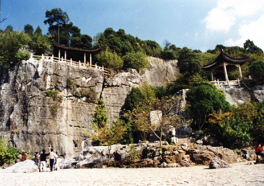 昆明十大旅游景點(diǎn)排名——探索云南的魅力之都，昆明十大必游景點(diǎn)——領(lǐng)略云南魅力之都