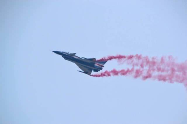 殲-10與F-16在巴基斯坦，技術比拼下的空戰(zhàn)實力對比，巴基斯坦空戰(zhàn)實力比拼，殲-10與F-16技術對決