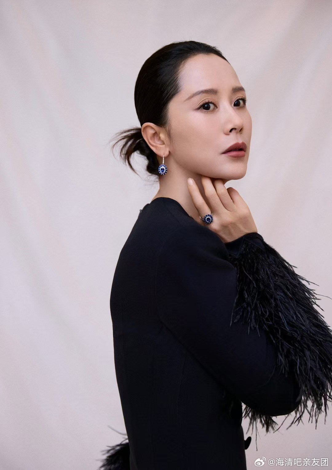 探索演員海清的照片，演藝生涯與魅力展現(xiàn)，海清，演藝生涯回顧與魅力展現(xiàn)的照片探索