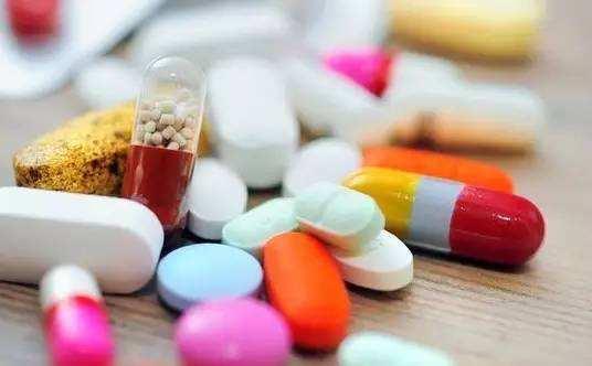 長效生長激素與短效生長激素的區(qū)別，深入理解生長激素的兩種形式，長效與短效生長激素對比解析，生長激素兩種形式的深度探討