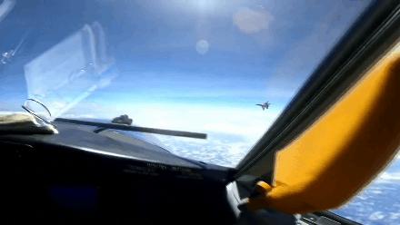 殲16百度百科，深度解析中國新一代多用途戰(zhàn)斗機，深度解析，中國新一代多用途戰(zhàn)斗機殲-16的百科全書介紹